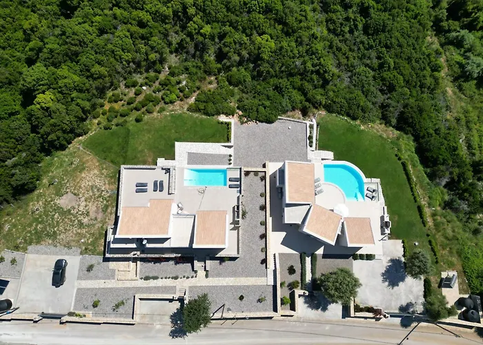 Tempestini Exclusive Villas