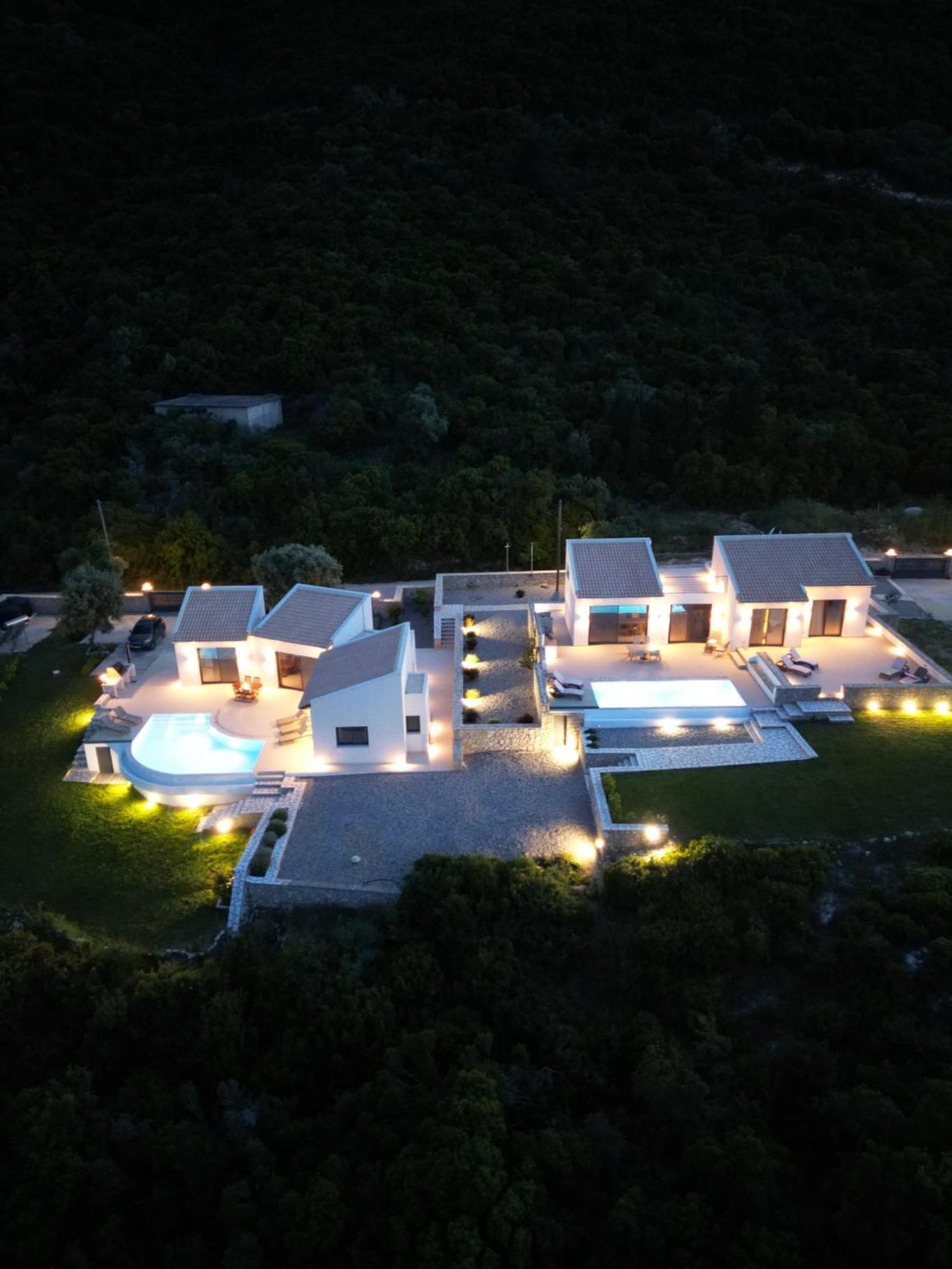 Tempestini Exclusive Villa Nikiana
